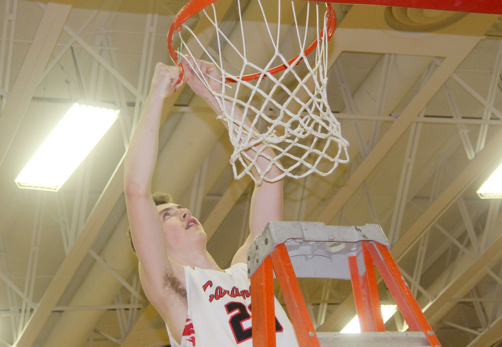 D.C. Everest at Chi-Hi boys basketball 3-7-20